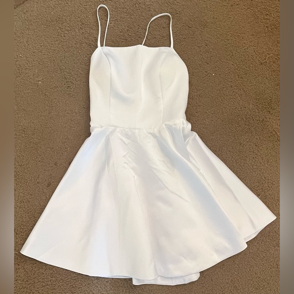 White Formal Mini Dress, NWT (see measurements)